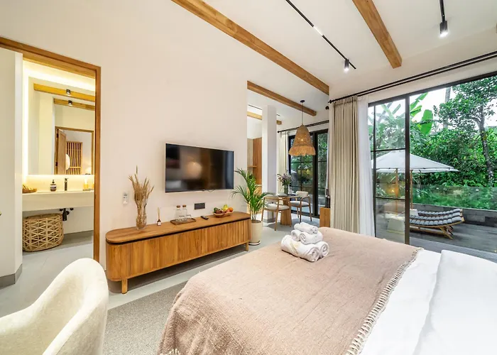 Cascade Apartments- Relaxing With Nature View & Sauna * ウブド
